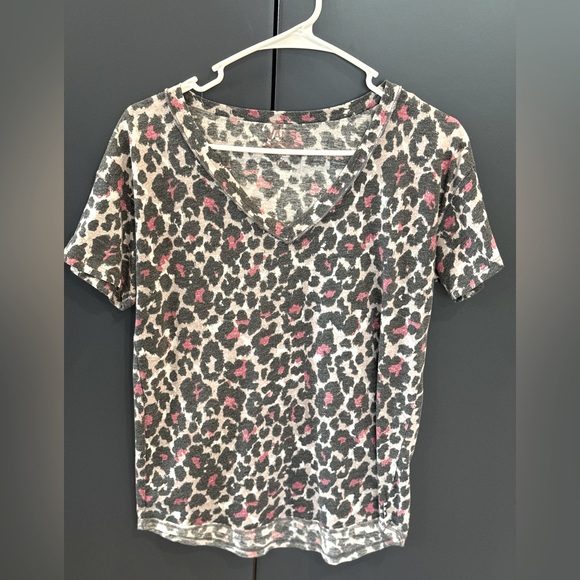 Vans Leopard Print Tee Shirt - Picture 1 of 4